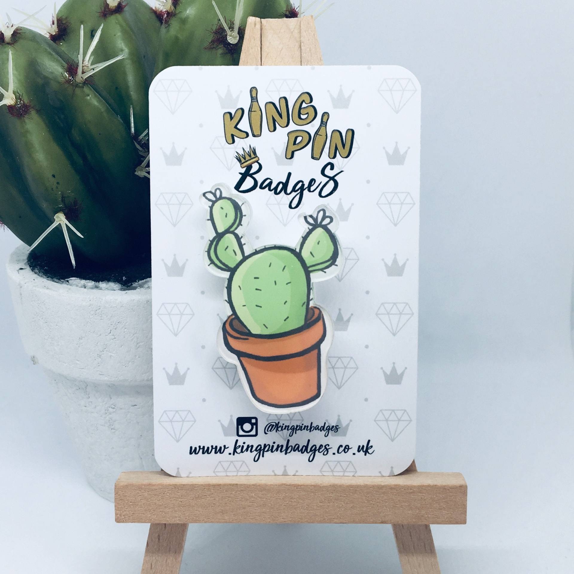 Acryl Kaktus Badge | Kaktus Acryl Anstecker Große Brosche Letterbox Geschenk Acryl Kaktus Badge | Kaktus Acryl Anstecker Große Brosche Letterbox Geschenk von KingPinBadges
