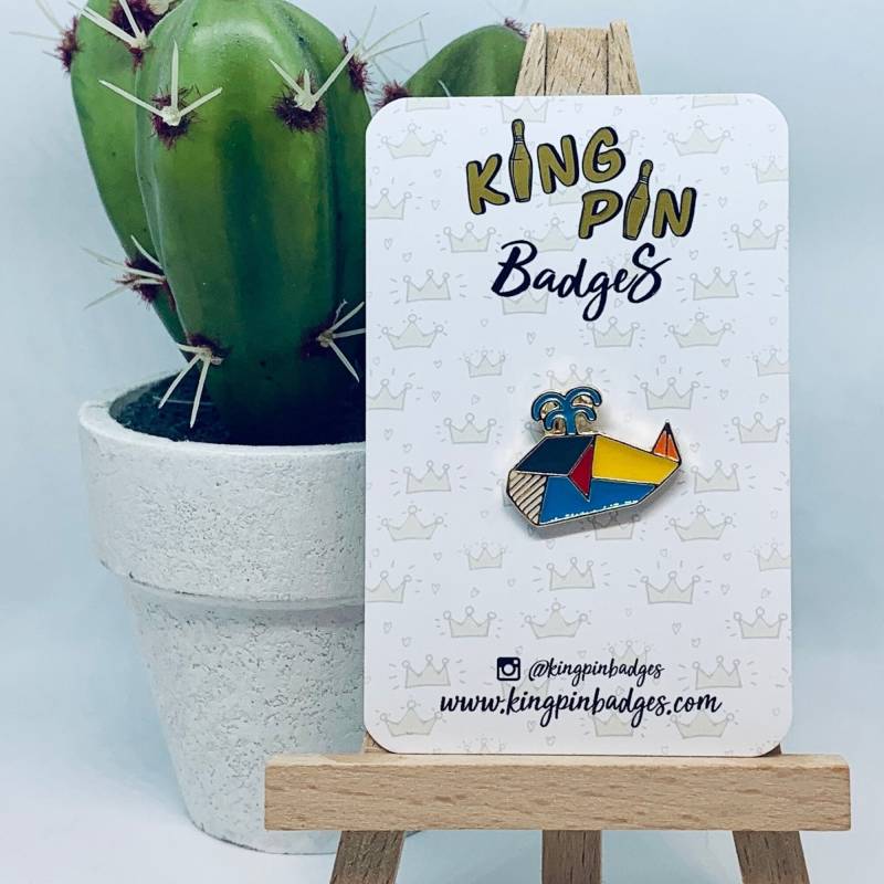 Origami Wal Emaille Pin Abzeichen | Papier Kraft Soft Enamel Vögel Und Tier Geschenke Letterbox Geschenk Mix & Match 3Für2 von KingPinBadges