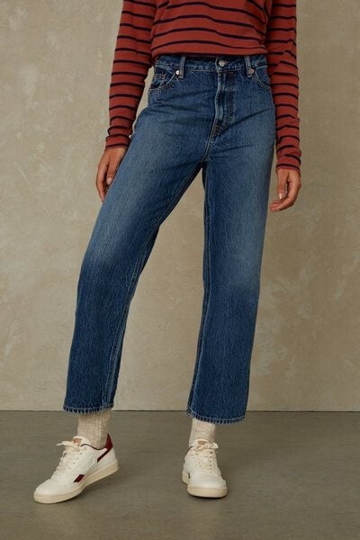 Kings Of Indigo LIORA CROPPED | CLEAN BLUE WORN REFIBRA von Kings Of Indigo