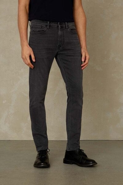 Kings Of Indigo Slim-Fit Jeans aus Bio Baumwolle - John Grey Used von Kings Of Indigo