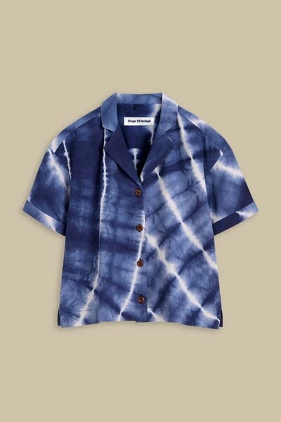 Kurzarmbluse "ATHALIE " aus Biobaumwolle von KINGS OF INDIGO, Indigo Tie Die von Kings Of Indigo