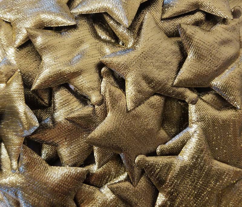 Packung Mit 50 Weihnachten Sterne Handwerk Papageientaucher Gepolsterte Satin Applikation Patch Nähen Scrap-Booking Art Verschönerung Packung Mit 50 Weihnachten Sterne Handwerk Papageientaucher Gepolsterte Satin Applikation Patch Nähen Scrap-Booking Art Verschönerung von KingsKountry