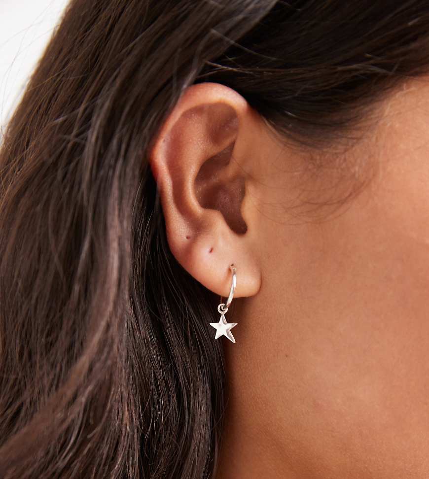 Kingsley Ryan - Creolen aus Sterlingsilber mit Stern-Anhängern von Kingsley Ryan