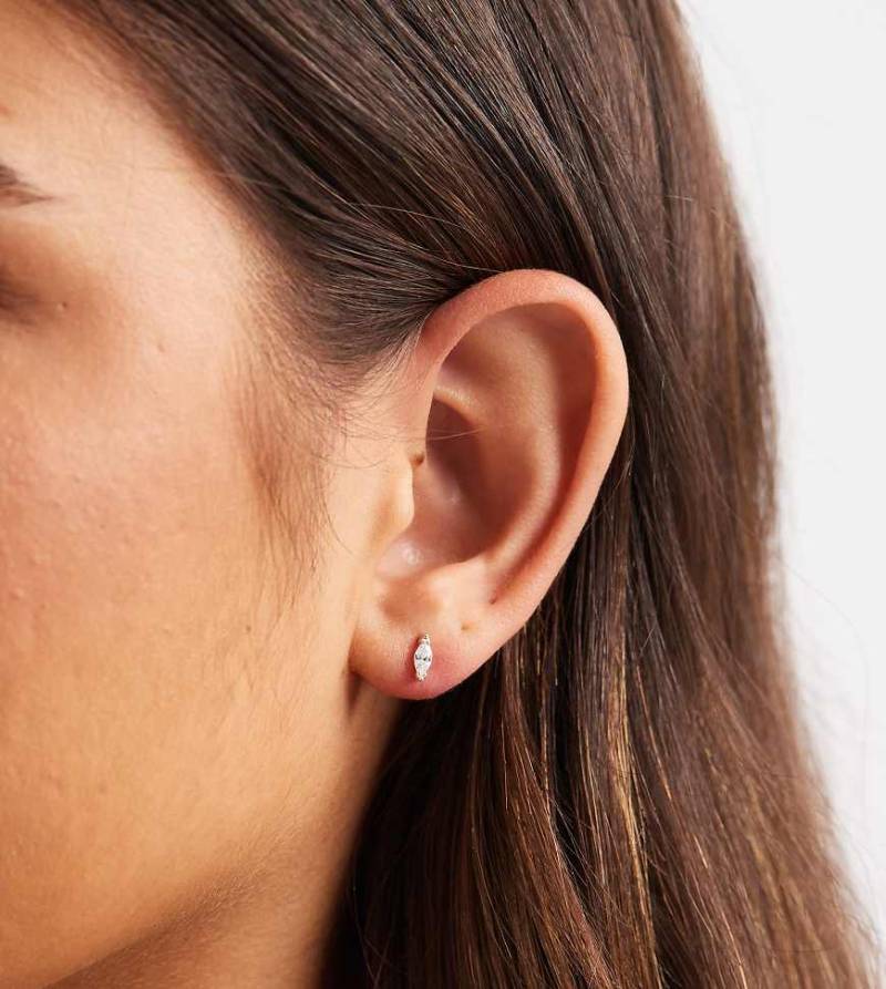 Kingsley Ryan - Ohrringe aus Sterlingsilber mit Blütenblatt-Design und Zirkonia-Steinen von Kingsley Ryan