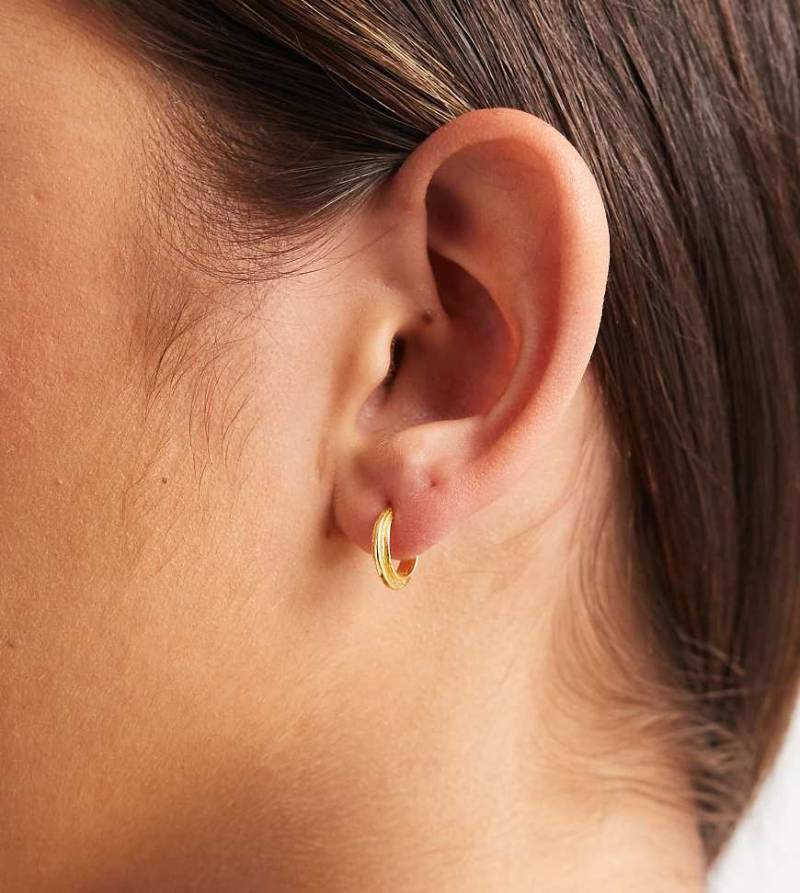 Kingsley Ryan - Vergoldete, verdrehte Creolen, 10 mm-Goldfarben von Kingsley Ryan