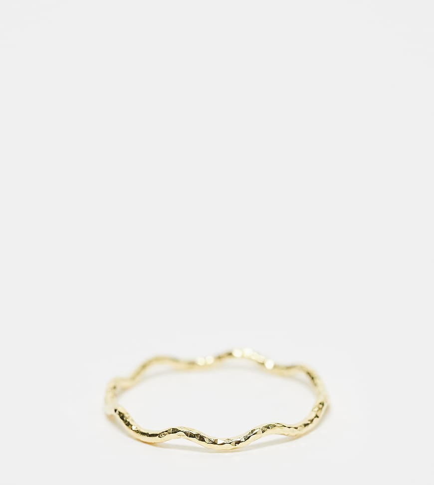 Kingsley Ryan - Vergoldeter Ring mit verdrehtem Wellendesign-Goldfarben von Kingsley Ryan