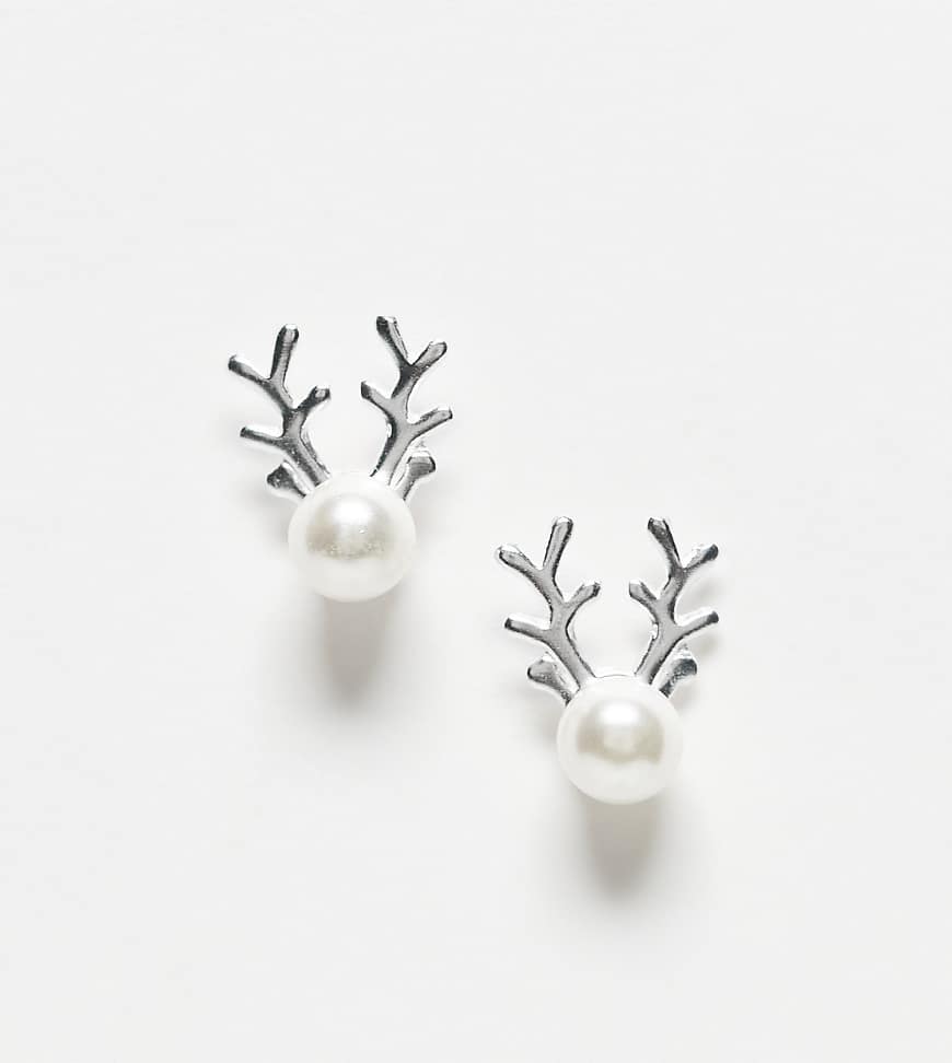 Kingsley Ryan - Weihnachtliche Ohrstecker mit Kunstperle und Rentierdesign in Silberoptik von Kingsley Ryan