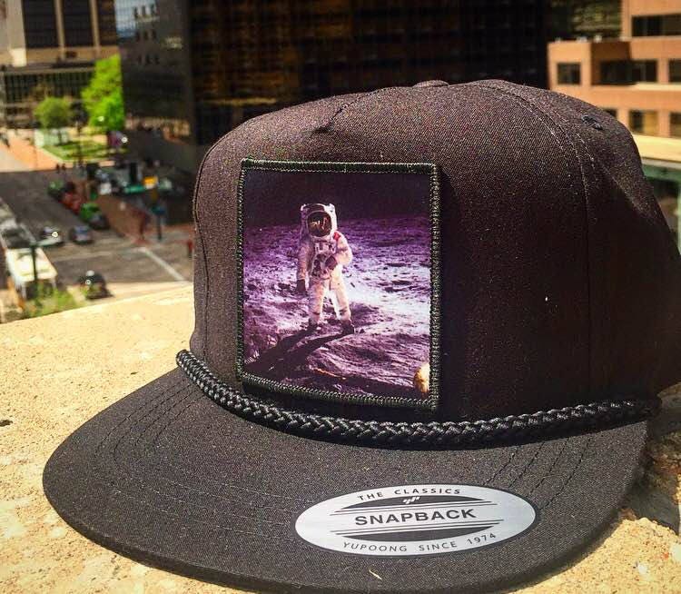Apollo Space Man Apollo Space Man von Kingsofheart303