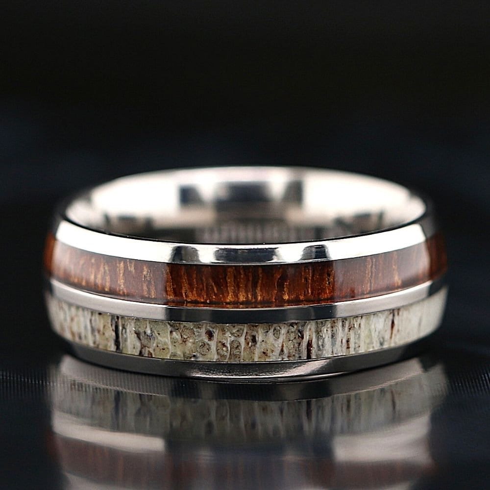 Natürlicher Hirschgeweihring Mit Koa Holz Inlay - Unisex Trauring Titan Jägerring Kostenlose Gravur von KingswayJewelry