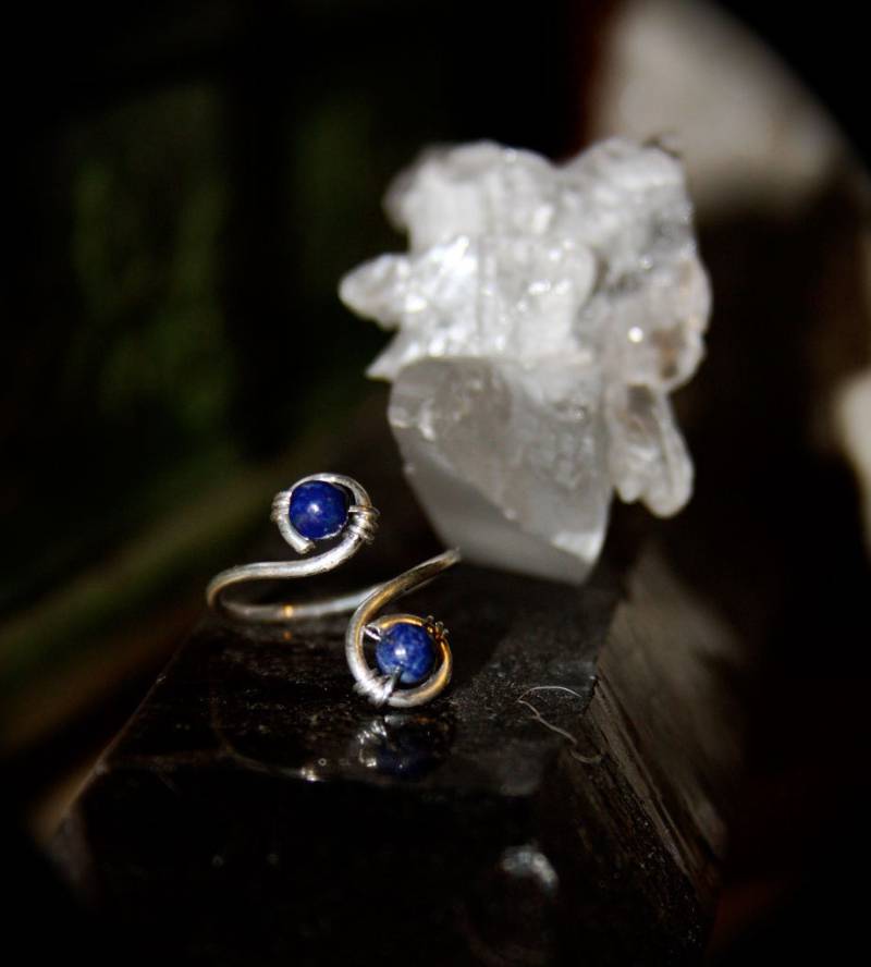 Benutzerdefinierte Ring - Lapislazuli Verstellbare Edelstein-Ring Draht Gewickelt Heilung Geschenk Für Sie Brautjungfern Hippie-Ring Benutzerdefinierte Ring - Lapislazuli Verstellbare Edelstein-Ring Draht Gewickelt Heilung Geschenk Für Sie Brautjungfern Hippie-Ring von KintiCrafted
