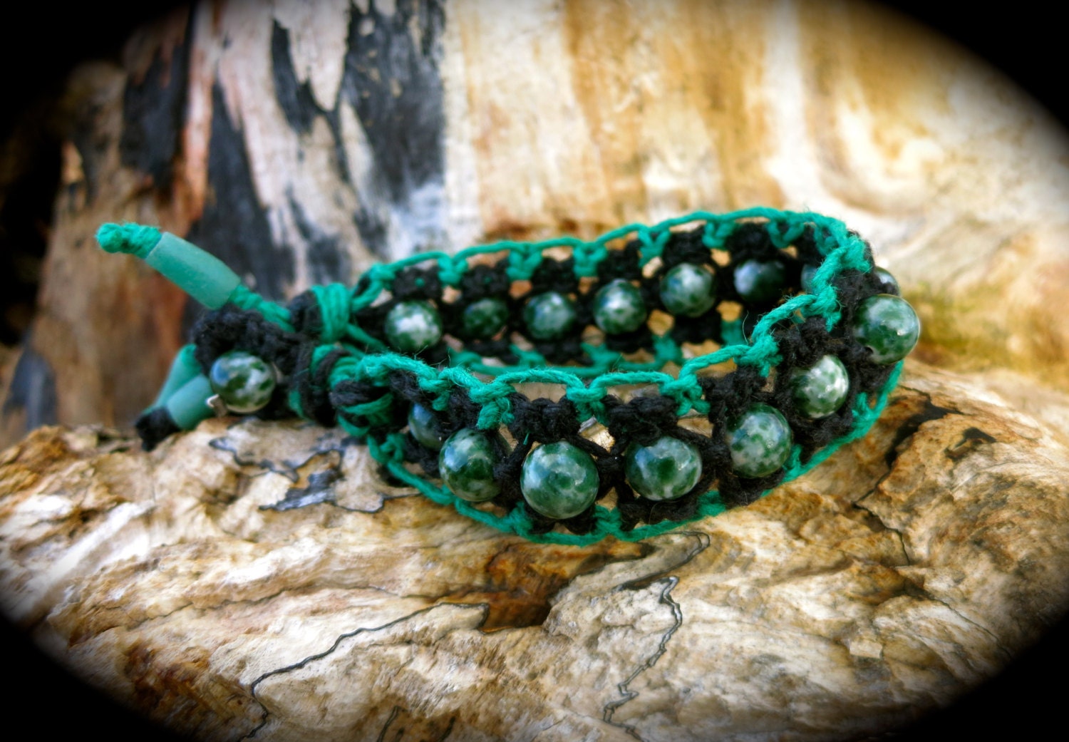 Grüner Baum Achat Hanf Makramee Manschette Armband Heilung Grüner Baum Achat Hanf Makramee Manschette Armband Heilung von KintiCrafted