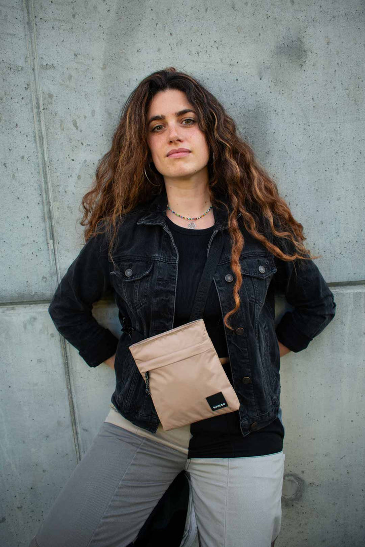 Cross-Body Bag Modell: Bob von Kintobe