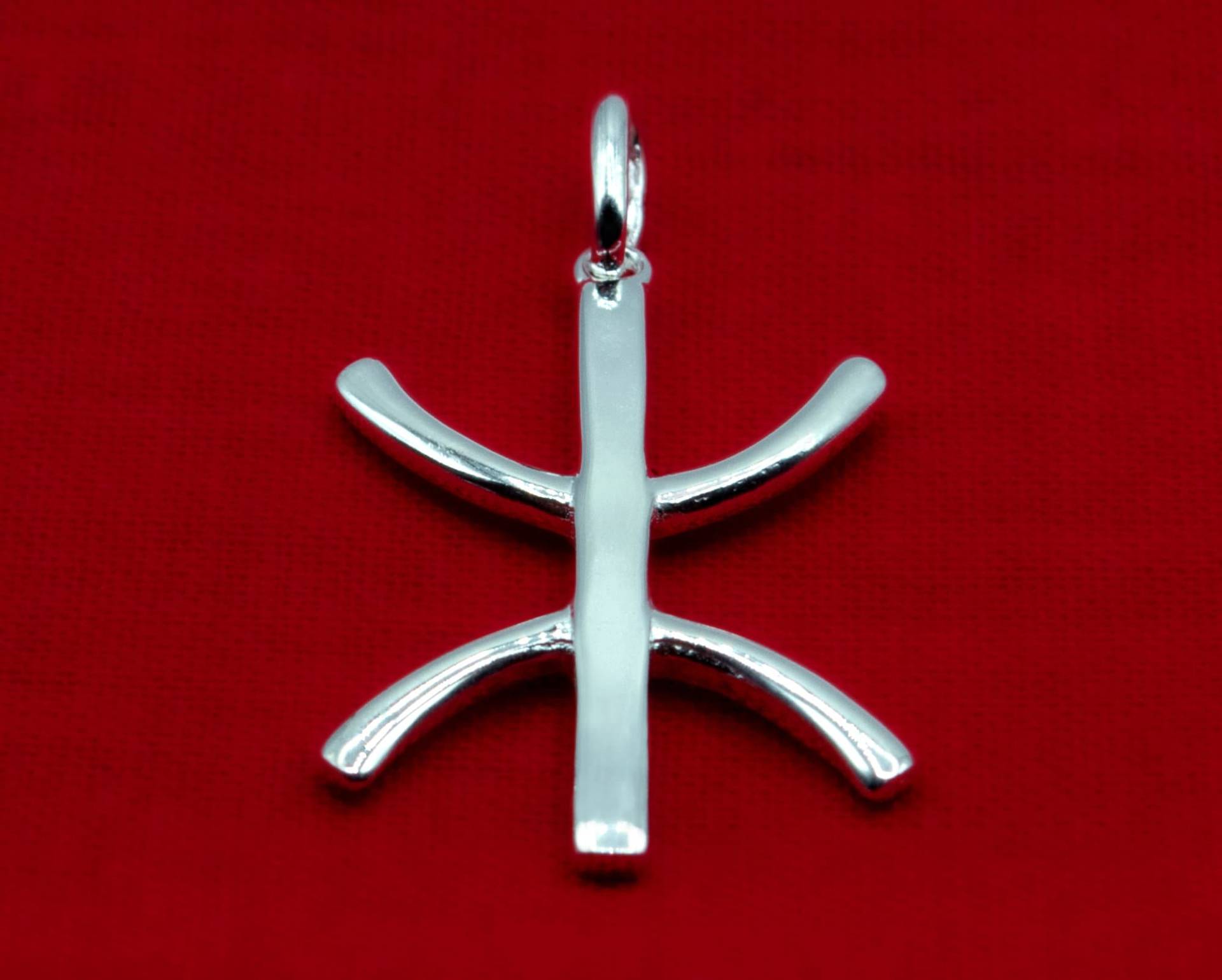 ⵣ Yaz Z Amazigh Free Man Anhänger Aus 925Er Sterlingsilber ⵣ Yaz Z Amazigh Free Man Anhänger Aus 925Er Sterlingsilber von KinyShop