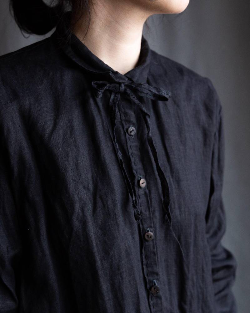 Frauen-Shirt Fade, Schwarzes Leichtes Hanf von Kinzzza