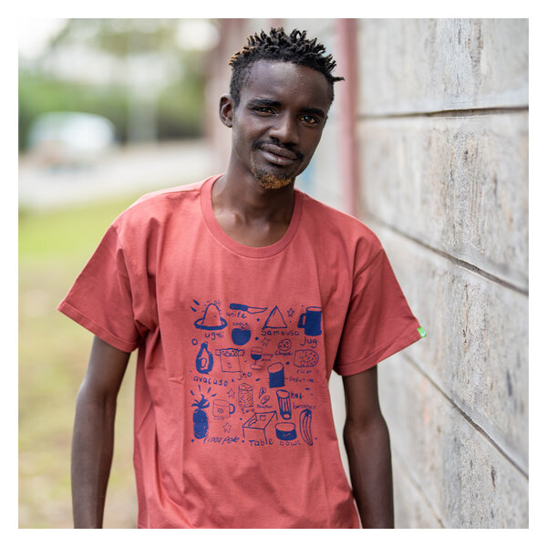 Kipepeo-Clothing Herren Print T-Shirt aus Bio-Baumwolle JIKONI. Handmade in Kenya von Kipepeo-Clothing