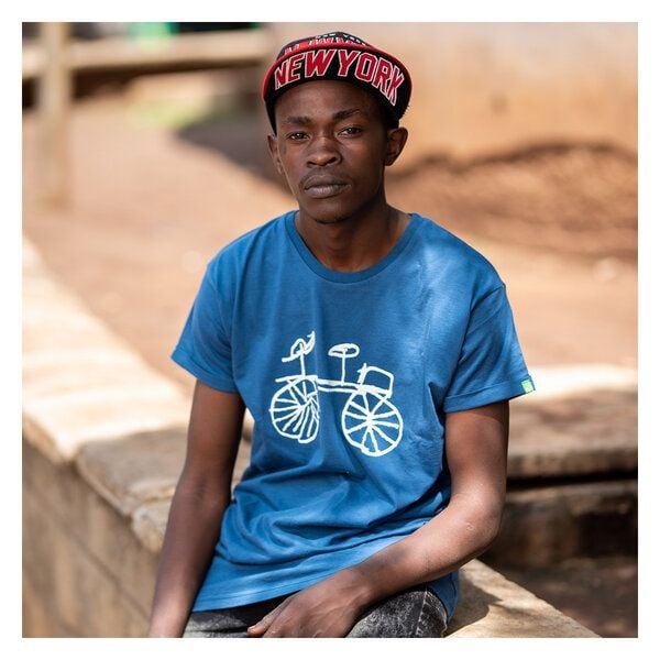 Kipepeo-Clothing Herren T-Shirt aus Bio-Baumwolle FAHRRAD blau Made in Africa von Kipepeo-Clothing