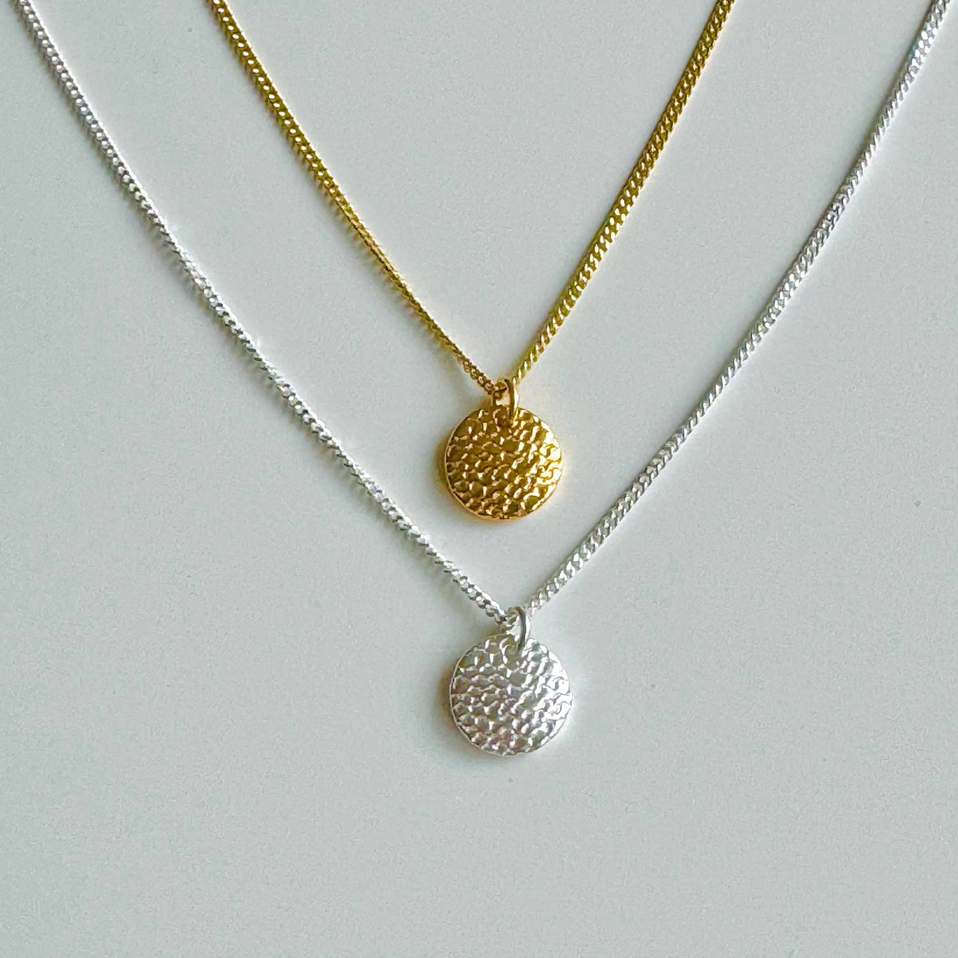 Hammered Dot Kette 925 Sterling Silber/Vergoldet Hammered Dot Kette 925 Sterling Silber/Vergoldet von KiraMiraJewelry
