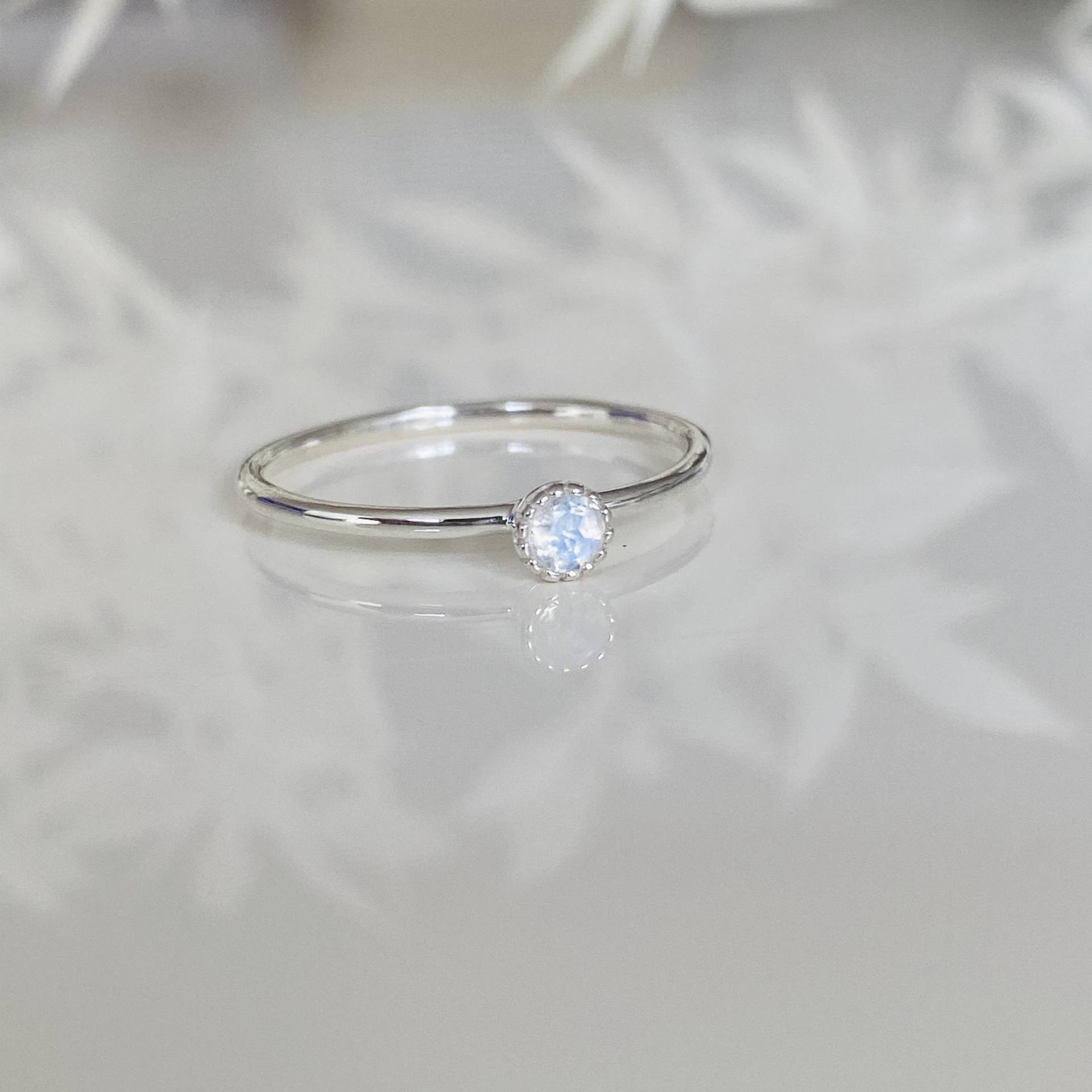 Mondstein Stapelring 925 Sterling Silber Mondstein Stapelring 925 Sterling Silber von KiraMiraJewelry