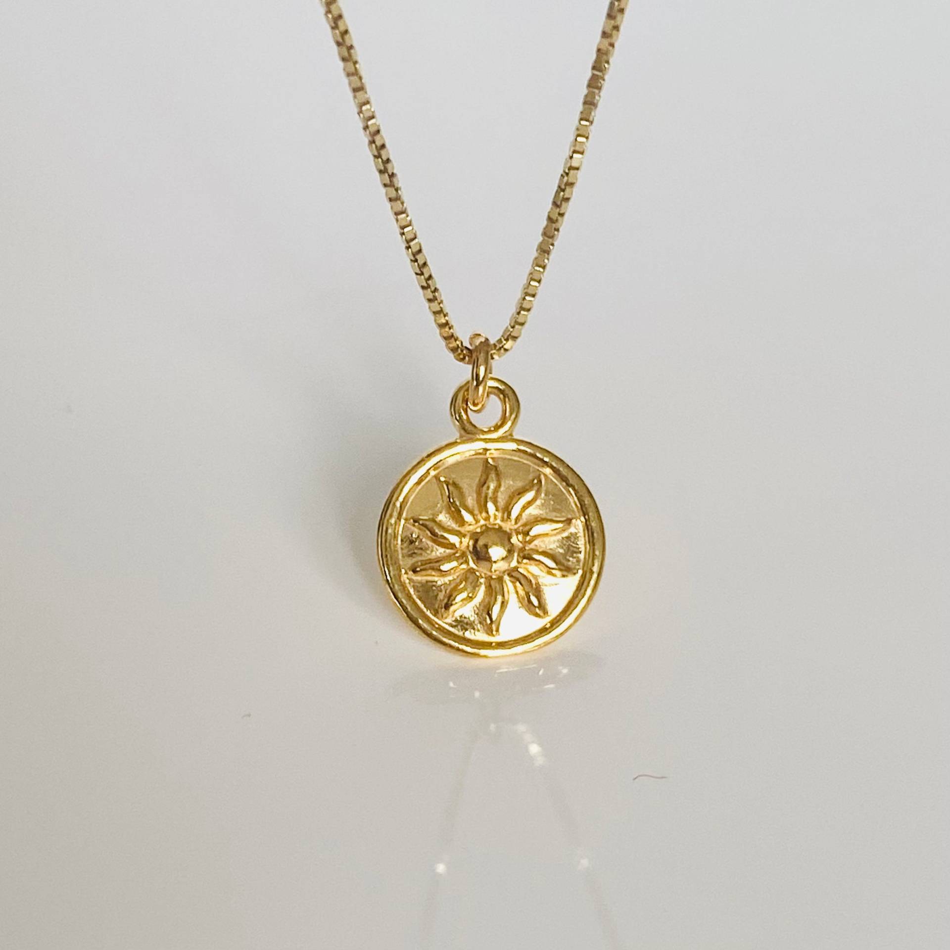 Sun Kette 925 Sterling Silber Vergoldet Sun Kette 925 Sterling Silber Vergoldet von KiraMiraJewelry