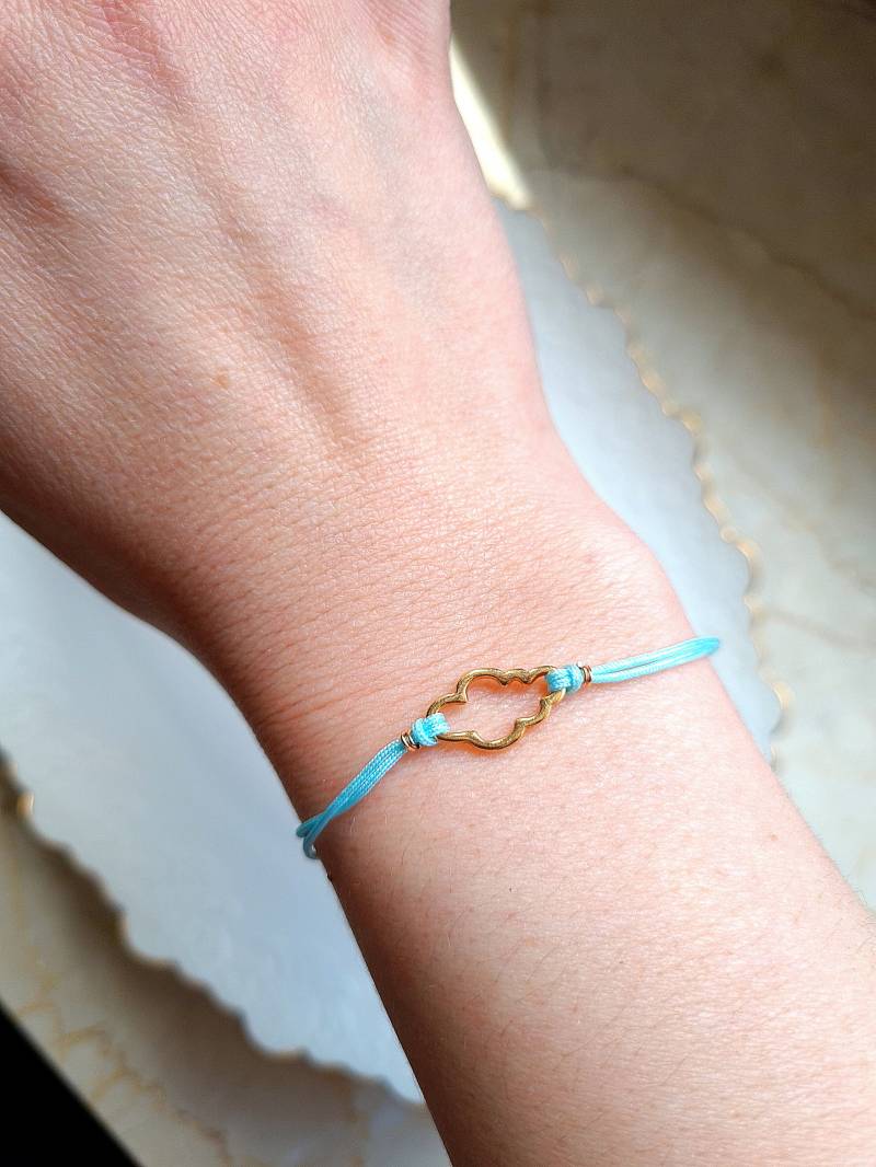Ready To Ship - Makramee Armband Rosegold Vergoldet " Cloudy Sky Türkis Hellblau Pastell von KirschrotTreasury