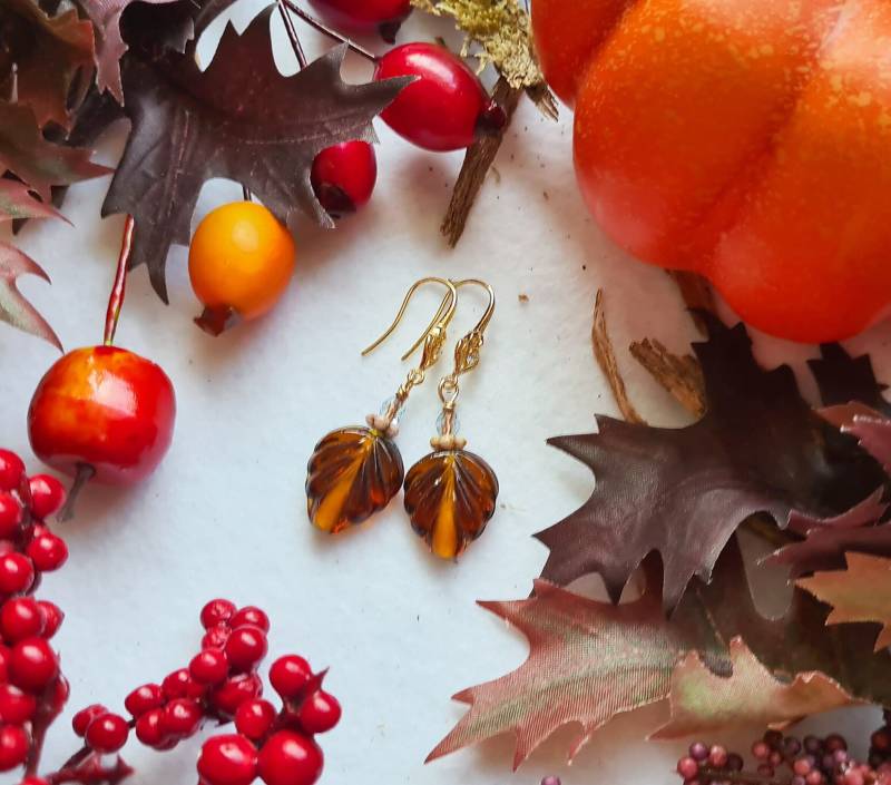 Ready To Ship - Ohrringe Vergoldet " Herbstlaub Braun Gold von KirschrotTreasury