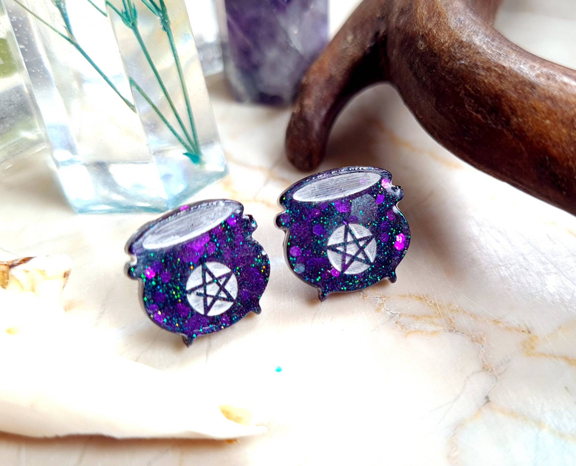Witchy Ohrstecker "Hexenkessel" Lila Violett Aubergine Weiß Witchy Ohrstecker "Hexenkessel" Lila Violett Aubergine Weiß von KirschrotTreasury