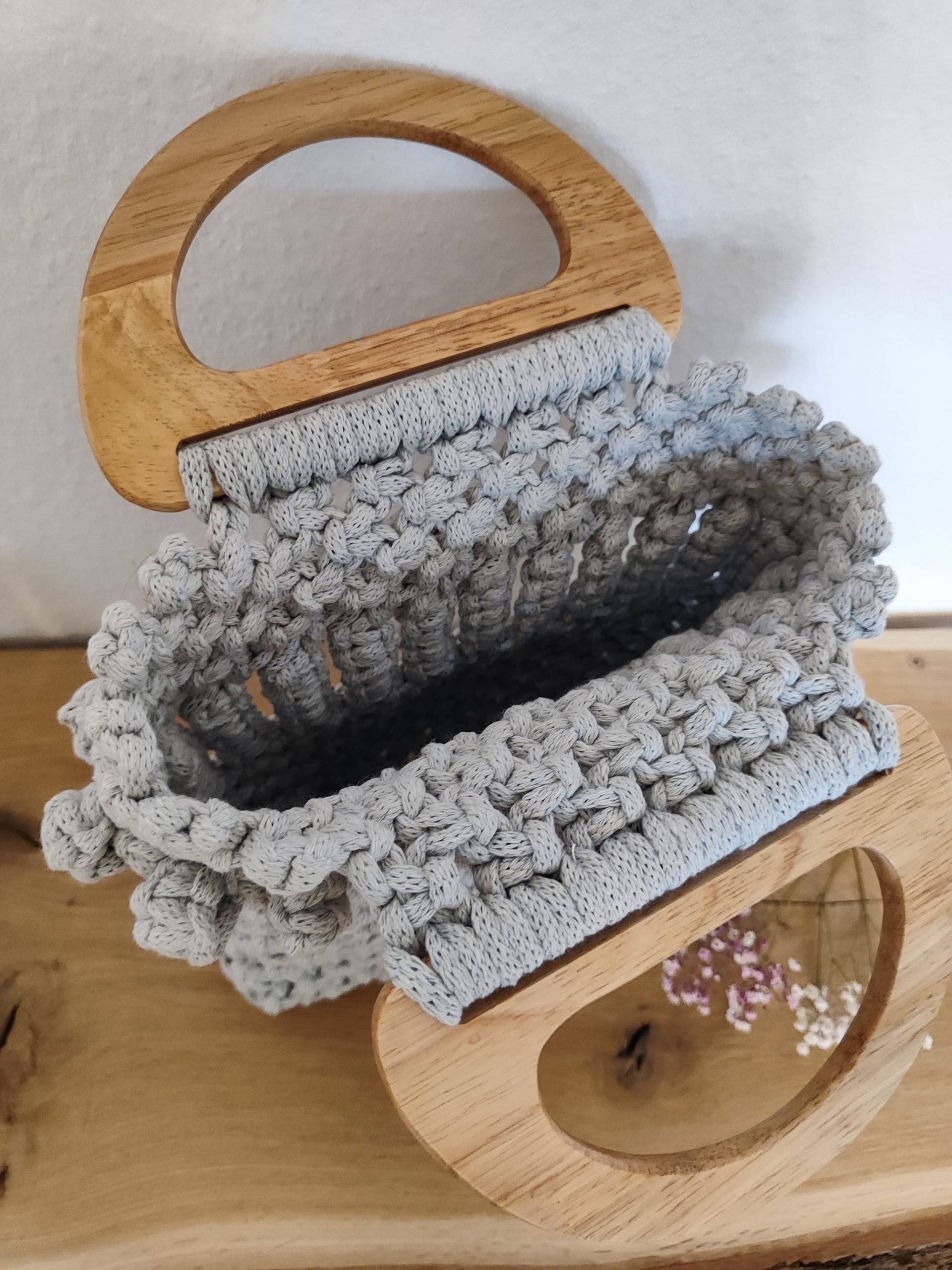 Makramee Tasche Sommertasche Boho Holzgriffe Makramee Tasche Sommertasche Boho Holzgriffe von KirstinsMakrameeLove