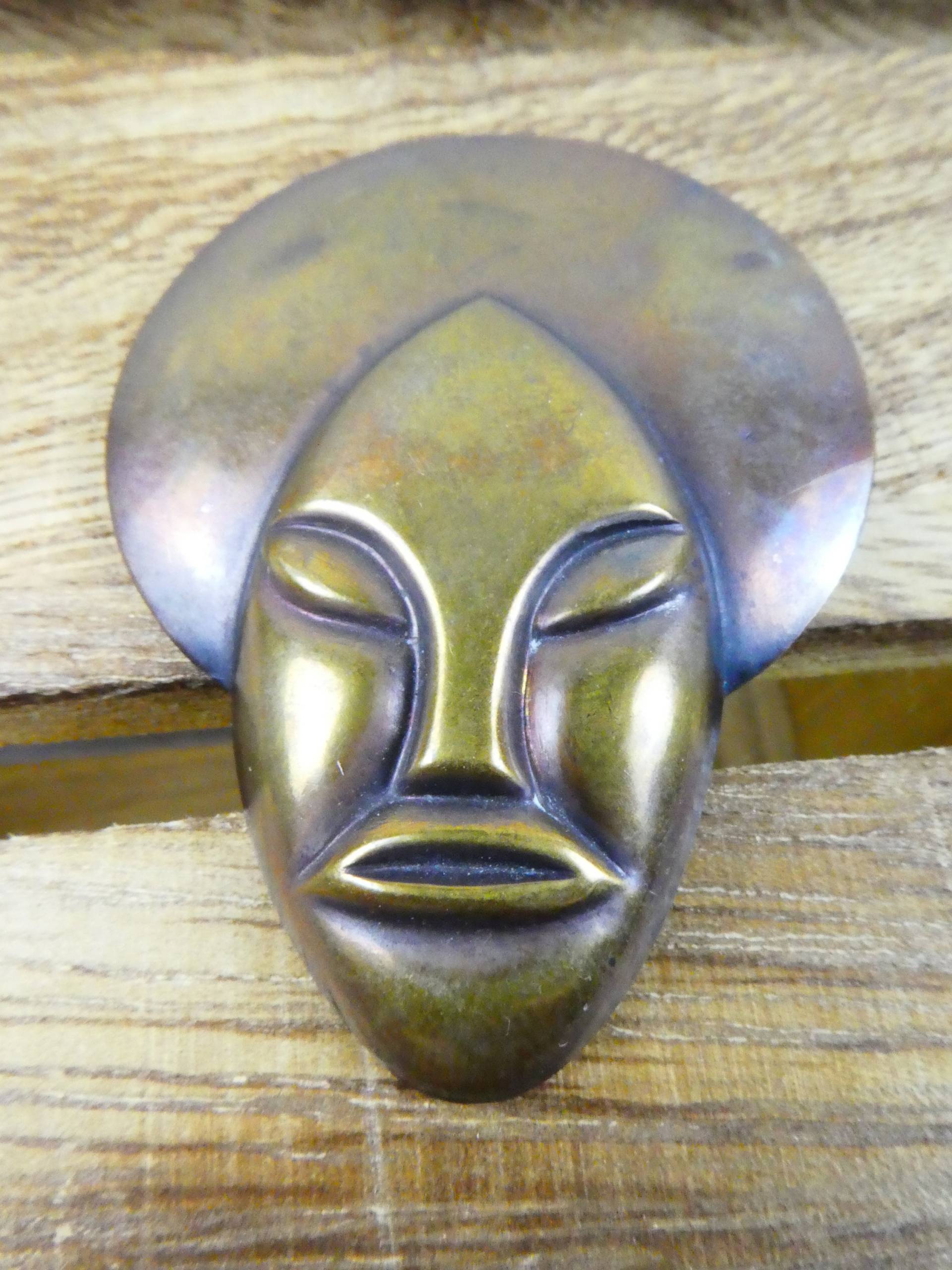 Vintage Sehr Ungewöhnliche Brass Face Brosche von KirstysCurios
