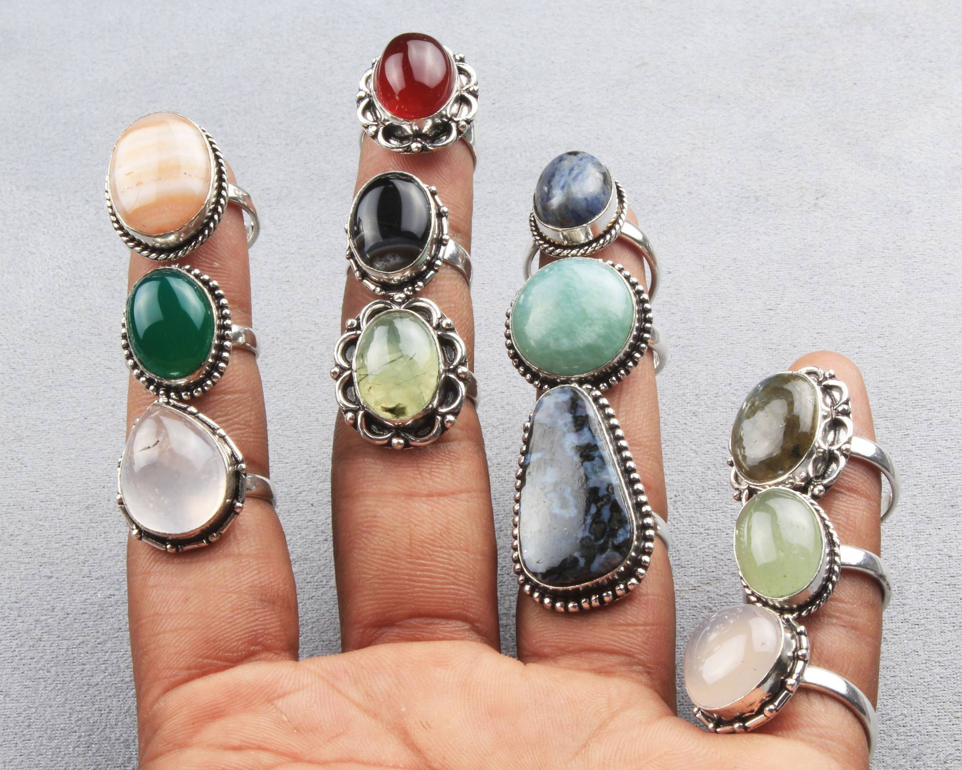 Verschiedene Ringe, Handgefertigter Schmuck Vintage Hippie Ring, Silber-Overlay-Ringe Für Frauen, Kristallringe, Klobige Boho-Ring Geschenk von KirtiGlobal