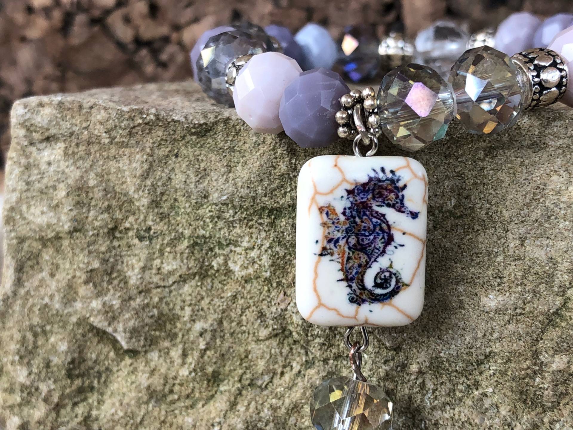 Lavendel Seepferdchen Kristall Perlen Armband Silber Akzente Meer Inspiriert Strand Urlaub Schmuck Charm Sommer Lavendel Seepferdchen Kristall Perlen Armband Silber Akzente Meer Inspiriert Strand Urlaub Schmuck Charm Sommer von KirtleyHandmade