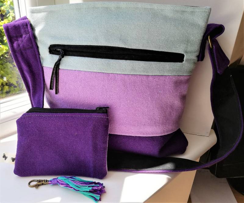 Umhängetasche Mit Münztäschchen Und Quaste Schlüsselring. Voll Gefüttert, Lila, Flieder Hellgrün, Damentasche, Urlaubstasche, Gewebte Stofftasche von KismetBlueByMichelle