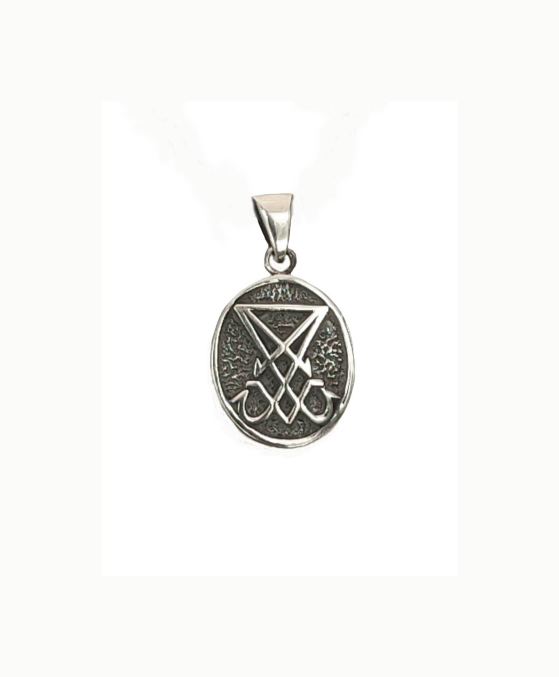Siegel Luzifers 925 Sterling Silber Anhänger Symbol Satan Teufer Lucifer Nr. 424 Siegel Luzifers 925 Sterling Silber Anhänger Symbol Satan Teufer Lucifer Nr. 424 von KissofLeather