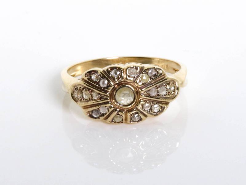 Diamant Verlobungsring - Vintage Rose Schliff Diamanten Ring Zarter Gold Einzigartiger Grauer Ehering von KisufimJewelry