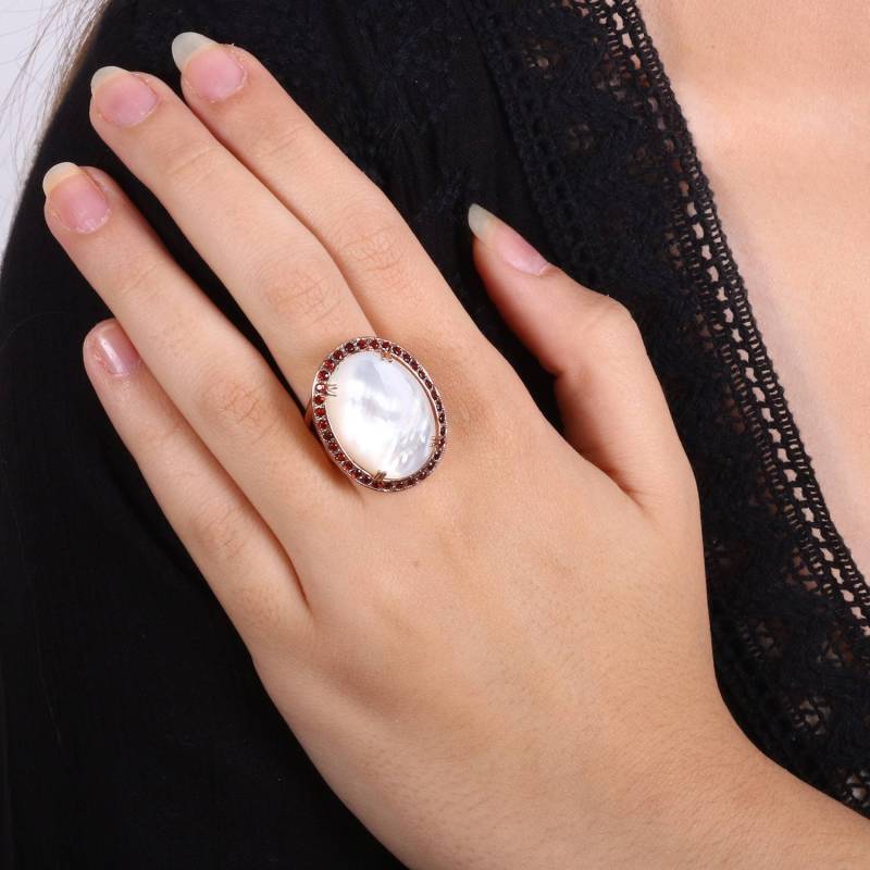 Großer Rose Gold Mabe Perlenring - Vintage 14Kt Perlen Cocktail Ring Oval Perle Und Granat von KisufimJewelry