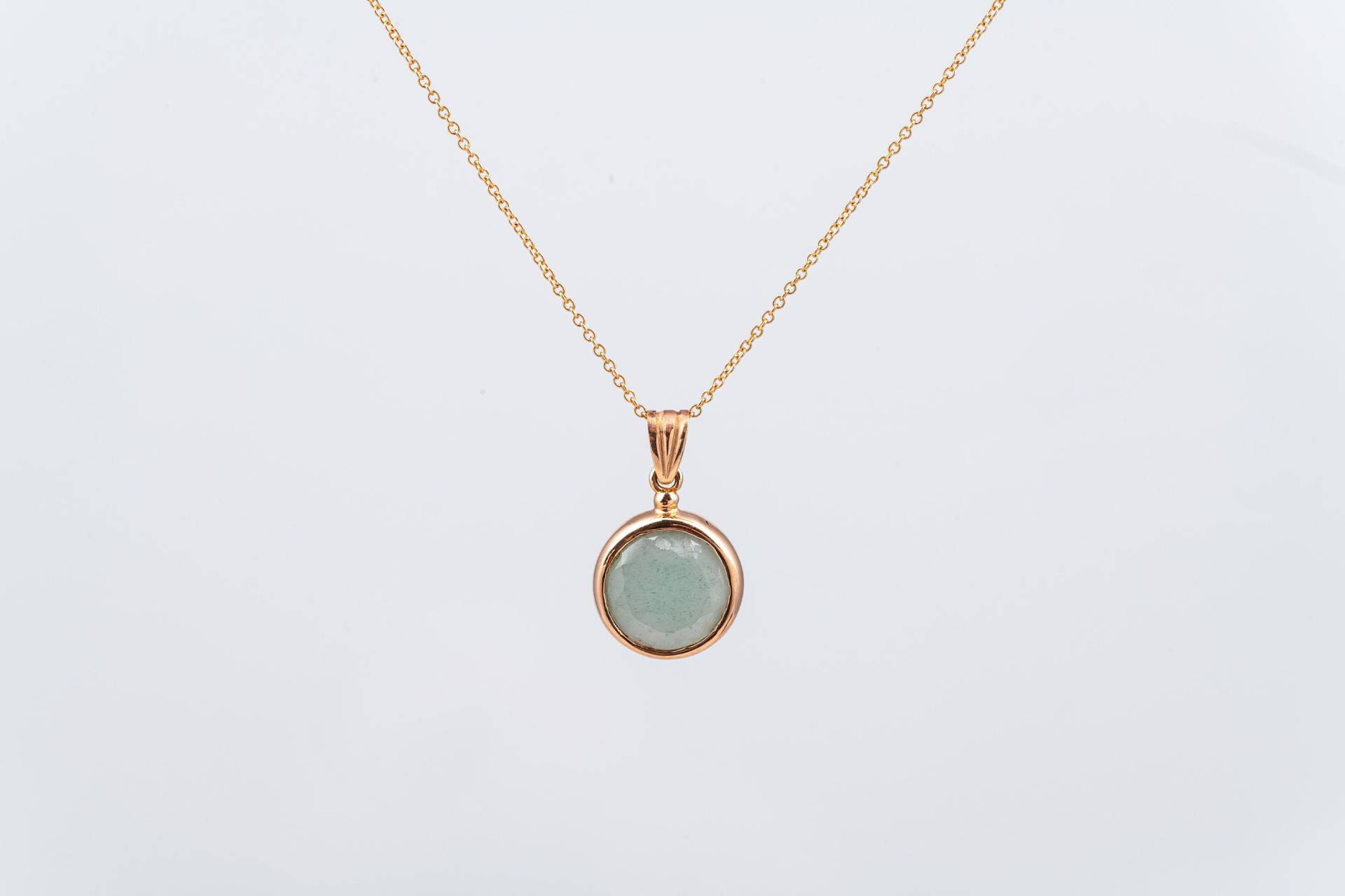 Kleine Kette Mit Rose Gold Anhänger - Aquamarin Vintage Stil Geschenk Für Frau Milch Runder von KisufimJewelry