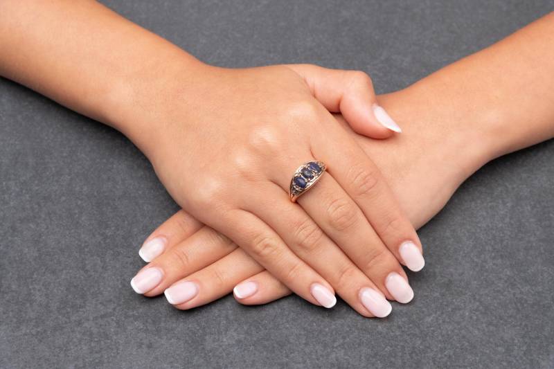 Lapis Lazuli Rose Gold Ring - Geburtsstein Verlobungsring Drei Steine von KisufimJewelry