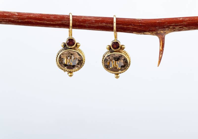 Rohe Rauchtopas Ohrringe - Gelbgold Edelstein Vintage Inspirierte Mit Geschenk Geburtsstein von KisufimJewelry