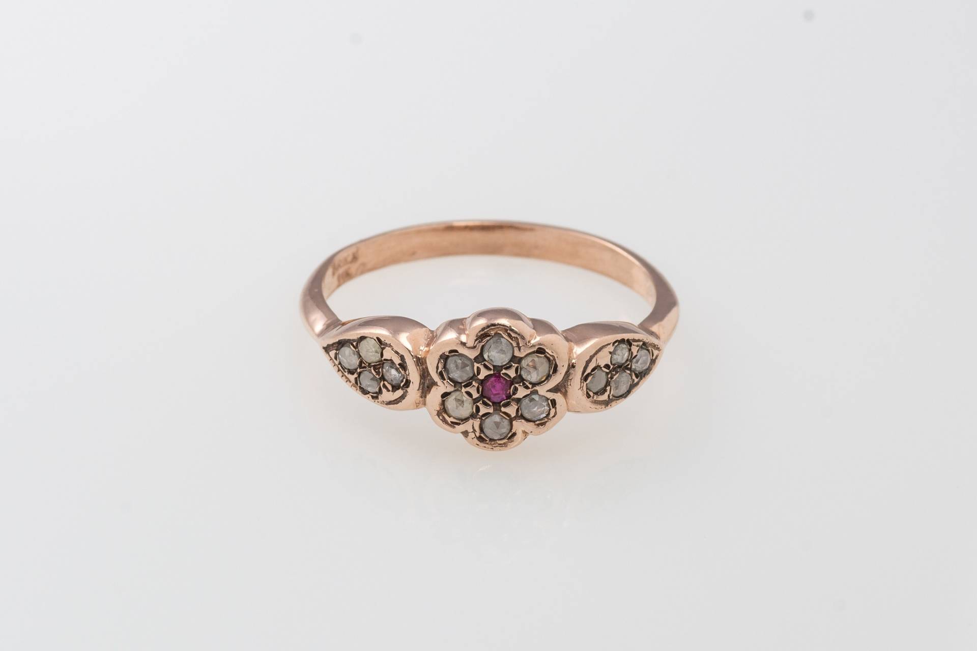 Rubin Und Diamanten Gold Blumen Ring - Rosenschliff Schmuck Verlobungsring von KisufimJewelry