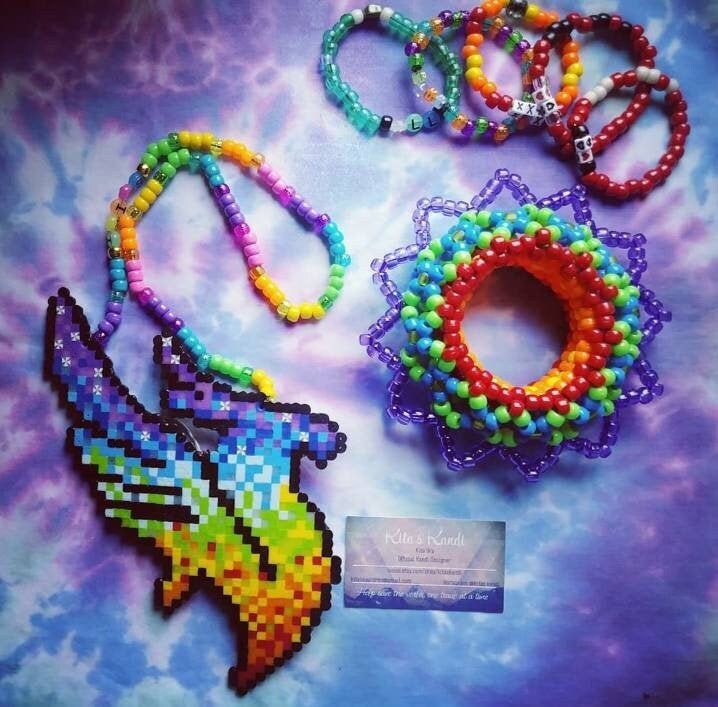 Regenbogen Phoenix Perler Kandi Halskette Für Edm Musikfestival Rave Party Personalisieren Sie Den Namen Passen Farben An Lichter Hinzufügen von KitasKandi