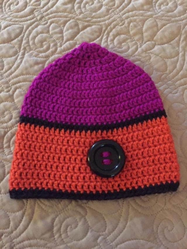 Magenta Und Orange Pixie Häkelhut Schwarz Knopf-Detail Halloween-Hut-Mädchen-Winter-Beanie von KitchenWindow