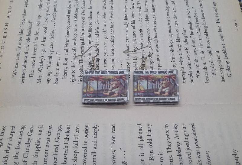 Where The Wild Things Are Buch Ohrringe - Schmuck Handgemachte Mini Where The Wild Things Are Buch Ohrringe - Schmuck Handgemachte Mini von Kits