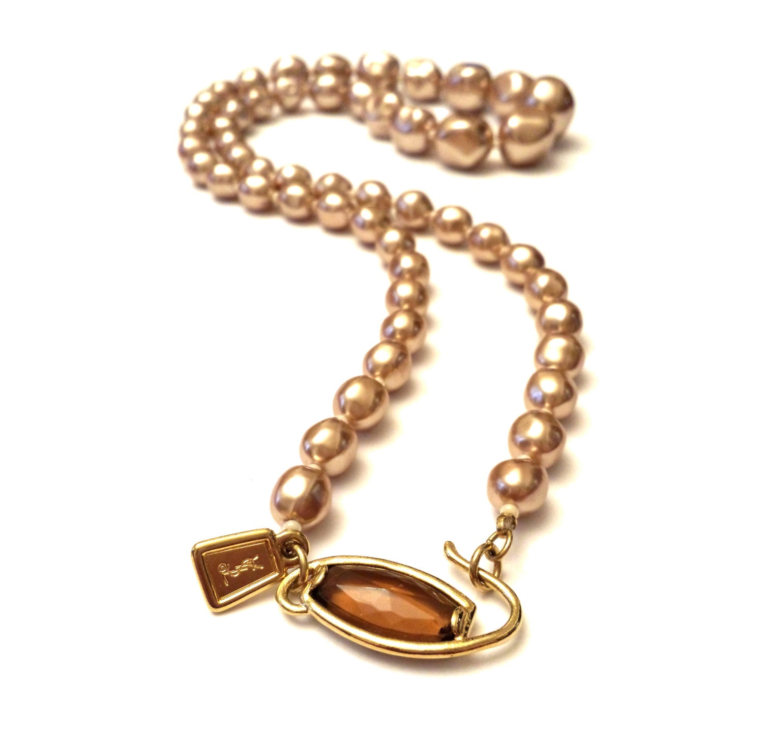 Ysl Perlenkette, Yves Saint Laurent Barocke Perlen, Schloss Perlen Halskette, Haute-Couture-Designer Signiert Schmuck Jahrgang Halskette von Kitschtopia