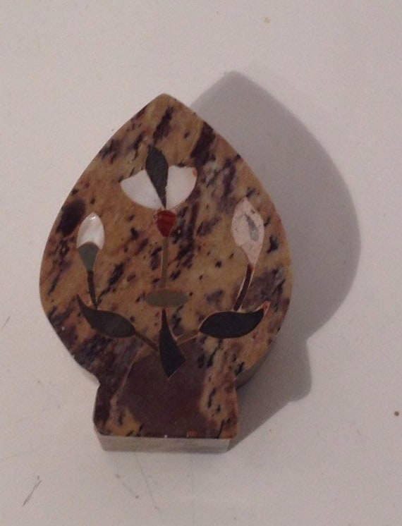 Vintage Handgemachte Kleine Grinite Schmuck Trinket Box von KitschyCollection