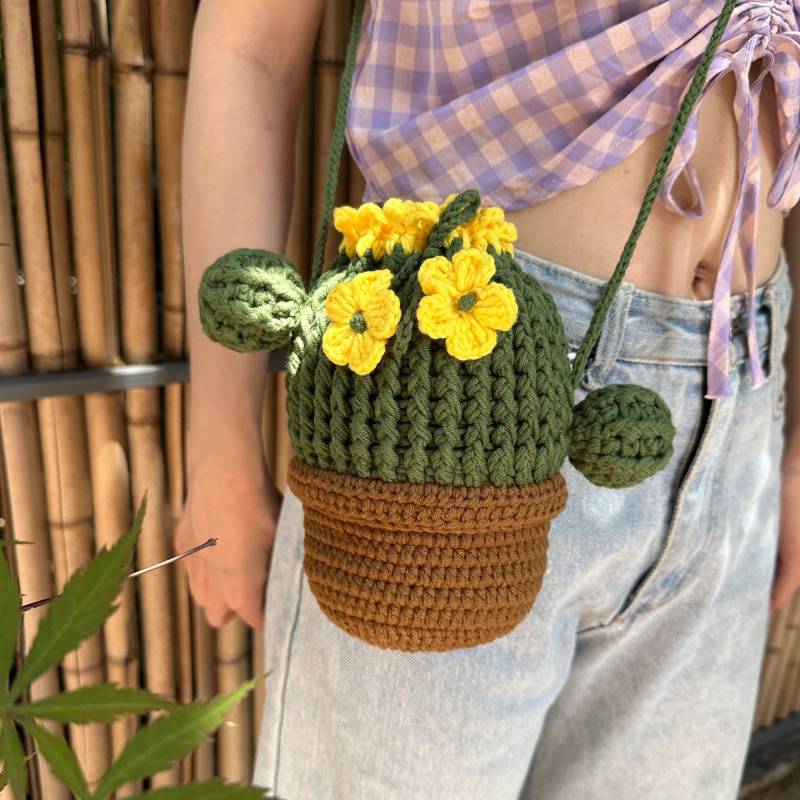 Gehäkelte Kaktus Umhängetasche, Handgemachte Tasche, Gestrickte Gehäkelte Geldbörse Crossbody Taschen Fertig, Geschenke Für Sie, Weihnachtsgeschenk von KittenArtCrochet