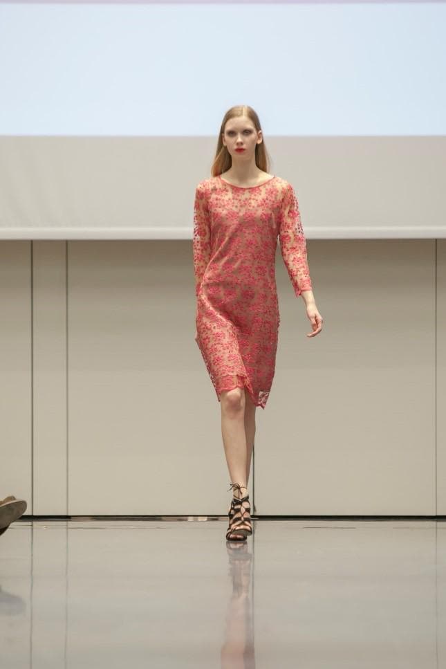 Spitzenkleid von KittyMontgomeryShop