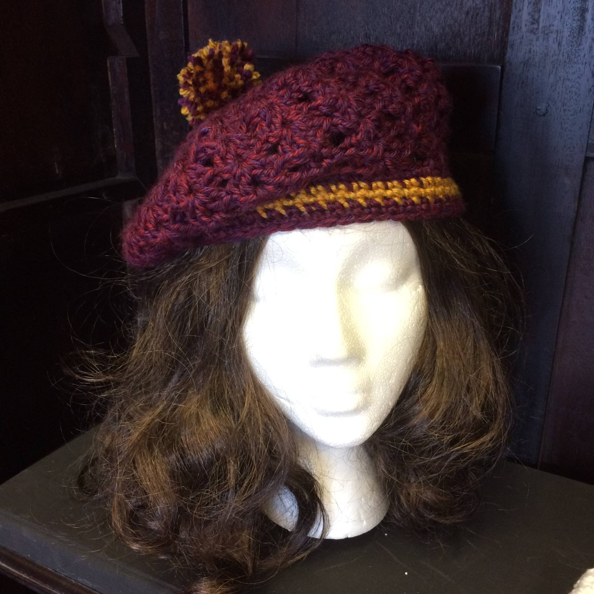 Häkelmütze Für Zaubererhaus Häkeln in Schulfarben, Slouchy Beanie, Gestrickt Häkelmütze Für Zaubererhaus Häkeln in Schulfarben, Slouchy Beanie, Gestrickt von KittysCauldron1