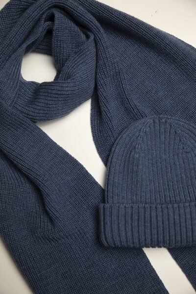 Strickschal aus Merino- Wolle Unisex Kiwistories, mulesingfrei von Kiwistories