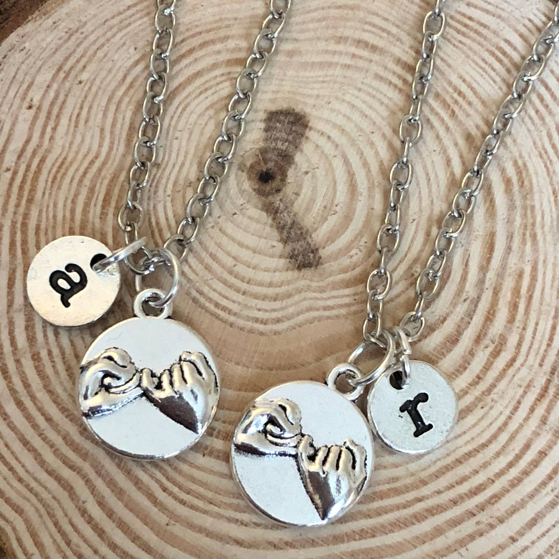 Pinky Promise Set Mit 2 Halsketten, Beste Freunde/Freundschaft Beziehung Halskette, Pinky Versprechen Paare Halskette - Anpassen Pinky Promise Set Mit 2 Halsketten, Beste Freunde/Freundschaft Beziehung Halskette, Pinky Versprechen Paare Halskette - Anpassen von KizzlishBeauty