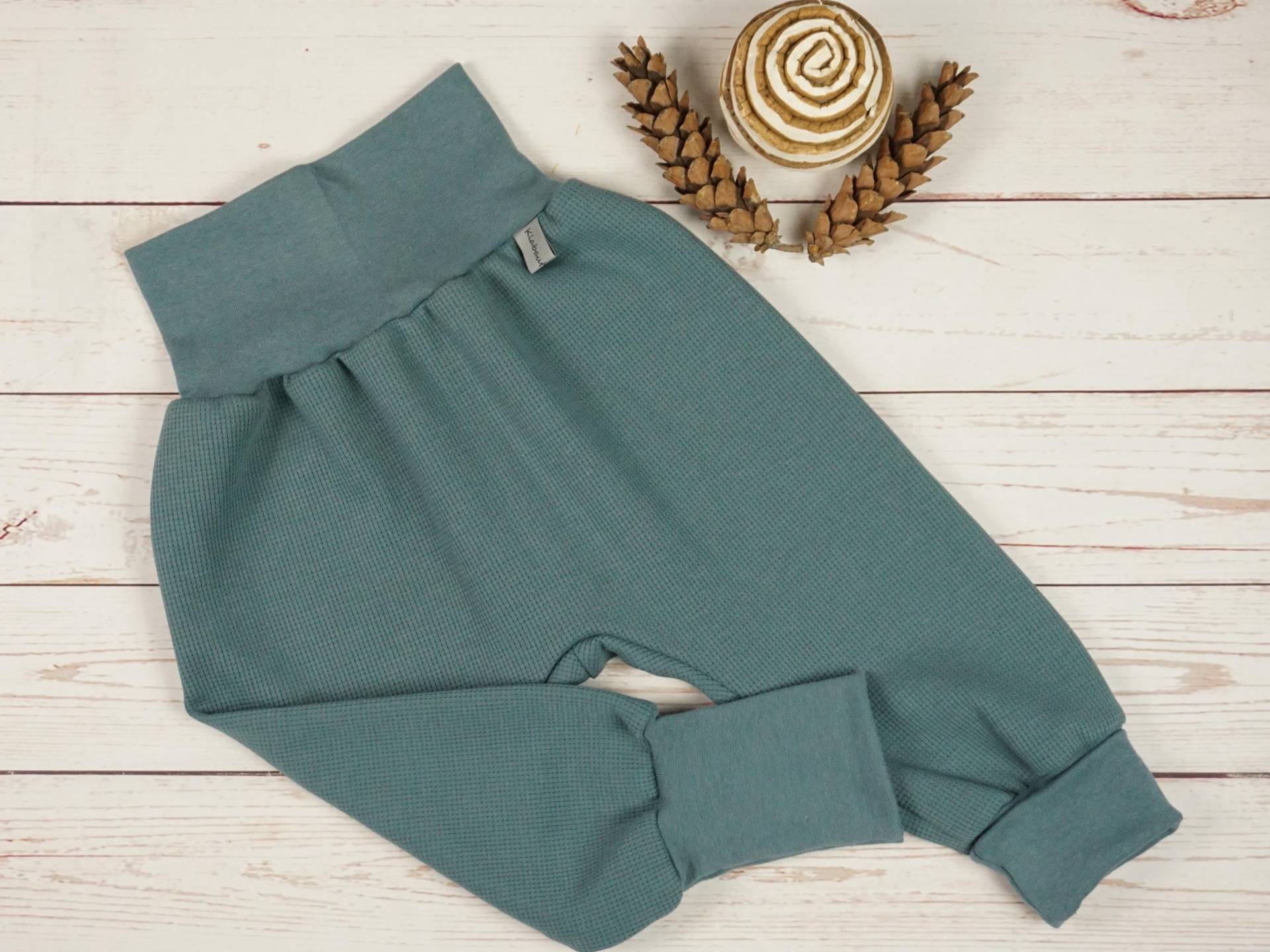 Pumphose Mitwachshose Handmade Babyhose Waffel-Strick Stahlblau Gr. 50/56, 62/68, 74/80, 86/92, 98/104, 110/116, 122 von KlabauterAtelier