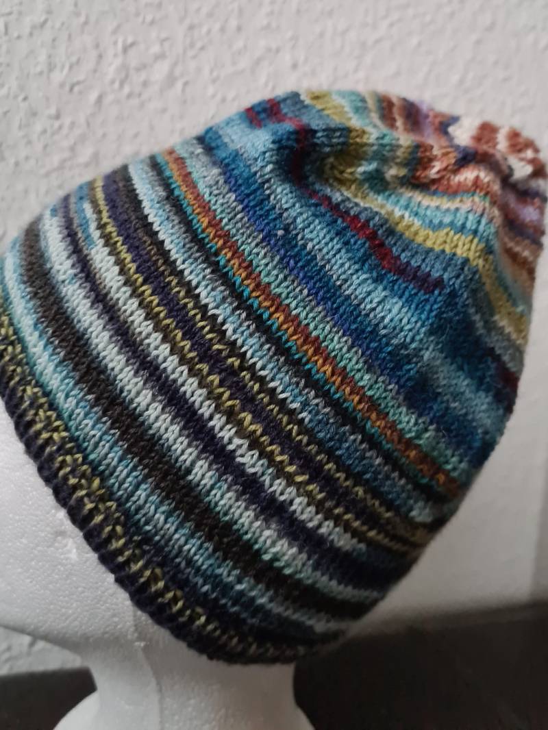 Mütze Beanie Ringelmütze Wollmütze Unisex Handgestrickt Einheitsgröße Bunt Wolle 030 von Klarabella3006